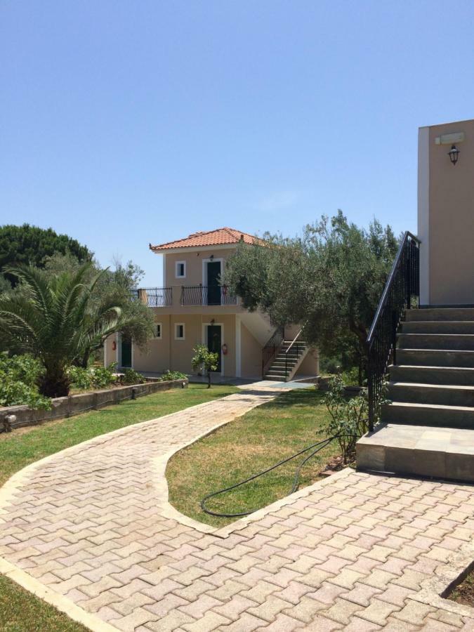 Koukounaries Studios Skala  المظهر الخارجي الصورة